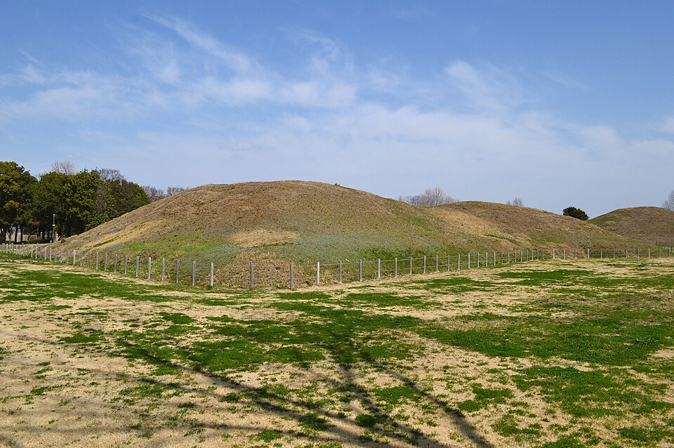 奥の山古墳の写真