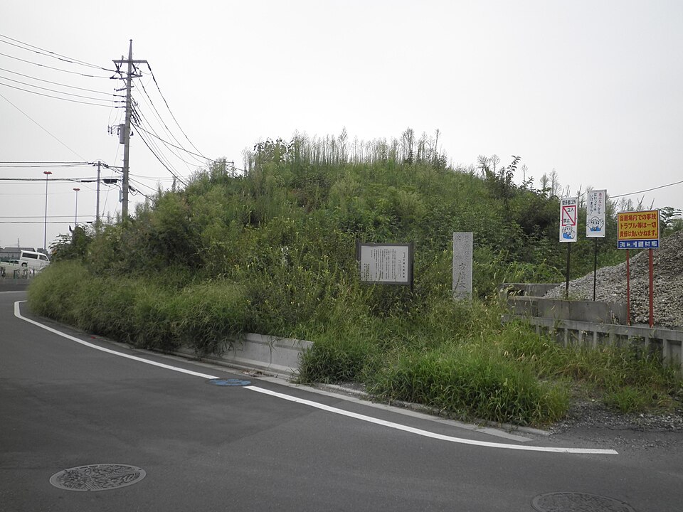 方墳大塚古墳の写真