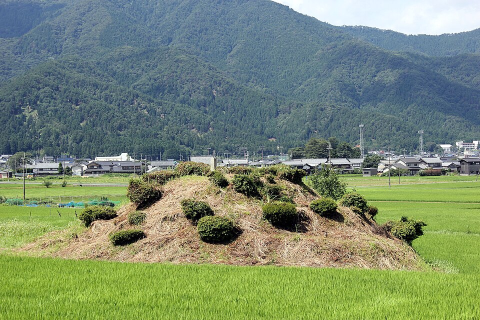 西塚古墳の写真
