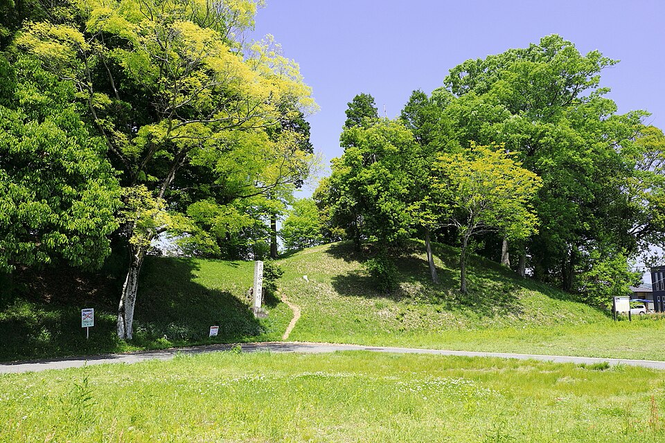 長塚古墳の写真
