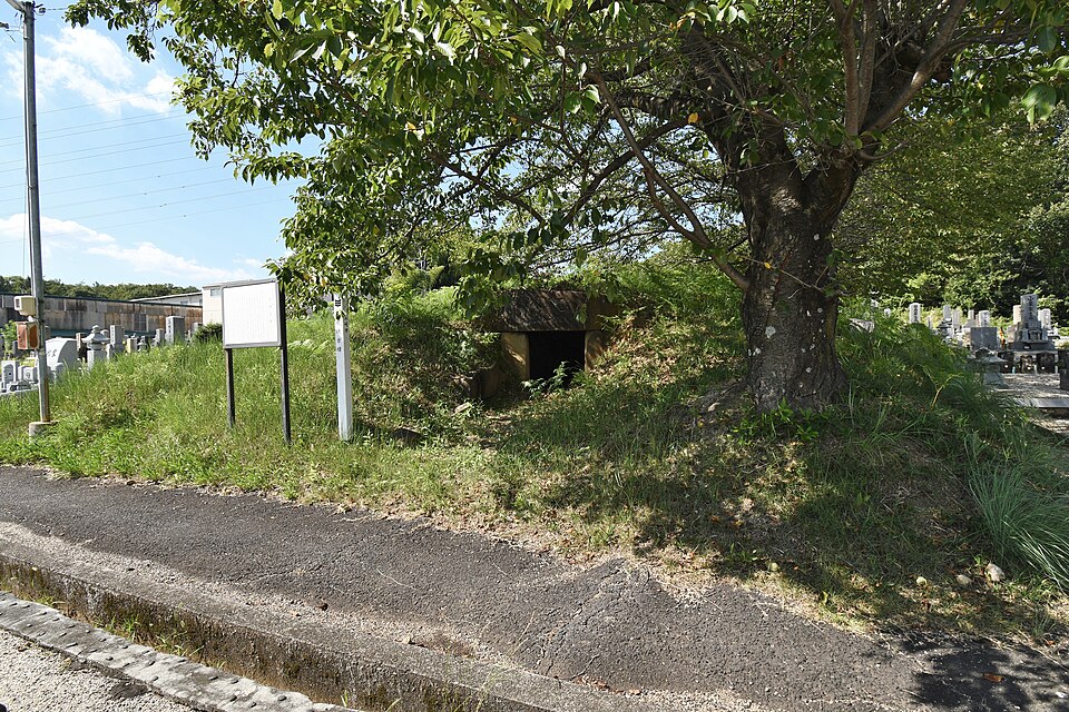 炭焼古墳の写真
