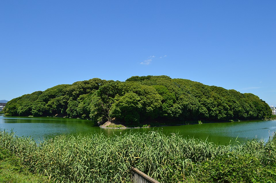 岡ミサンザイ古墳の写真
