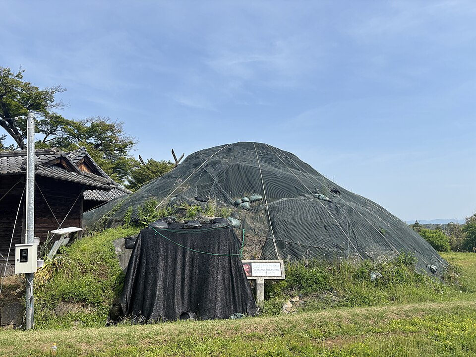 釜尾古墳の写真