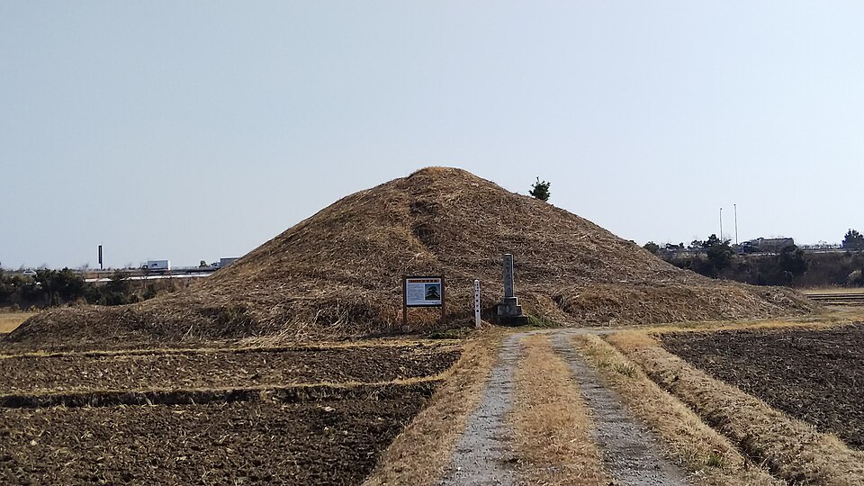 甲塚古墳の写真